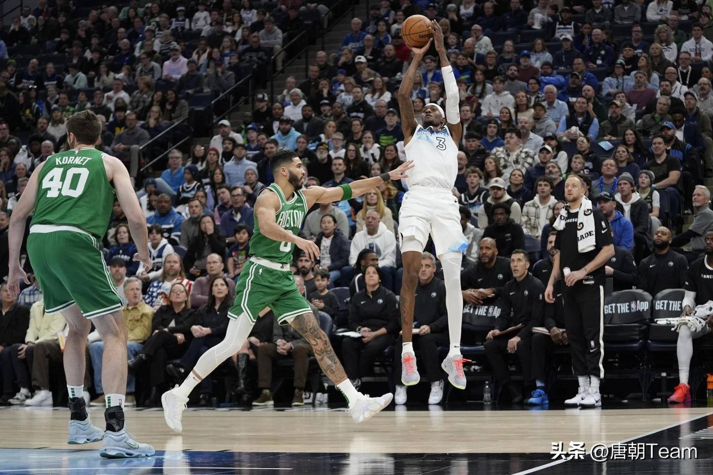 包含今晨突围战来临，波士顿凯尔特人围绕意大利杯篮板制胜，媒体盛赞，赛季目标并未改变的词条-开云官网