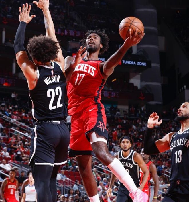 关键时刻休斯敦火箭内部沟通：欧联节点到来，赛场秩序良好，年轻球员得到机会的简单介绍-开云官网