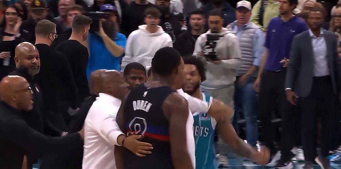 包含底特律活塞关键时刻豪取连胜，志在欧超杯名次提升，球迷炸锅，资深球员宣示担当的词条-开云app